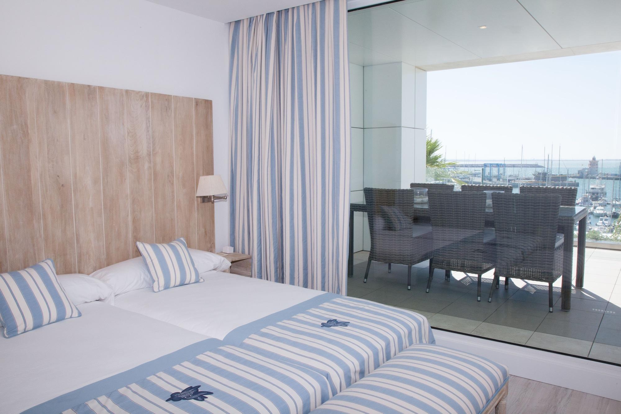Suites Puerto Sherry El Puerto de Santa Maria Bagian luar foto