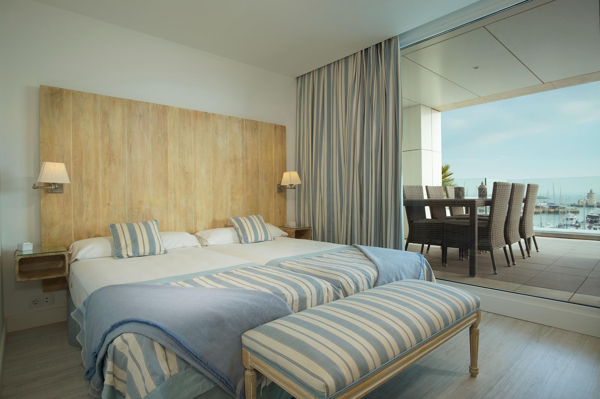 Suites Puerto Sherry El Puerto de Santa Maria Bagian luar foto