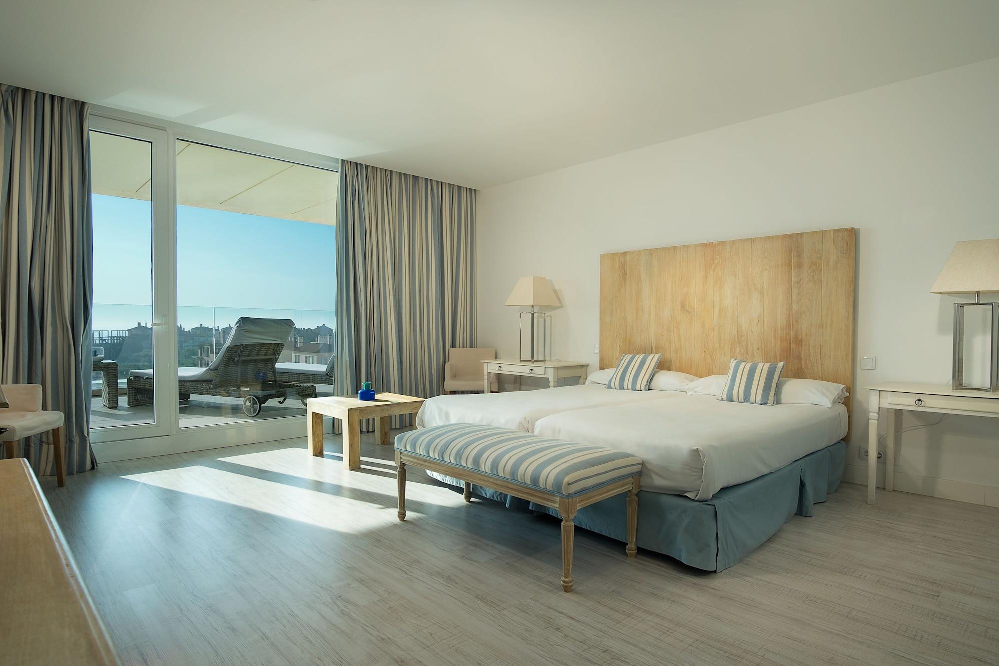 Suites Puerto Sherry El Puerto de Santa Maria Bagian luar foto