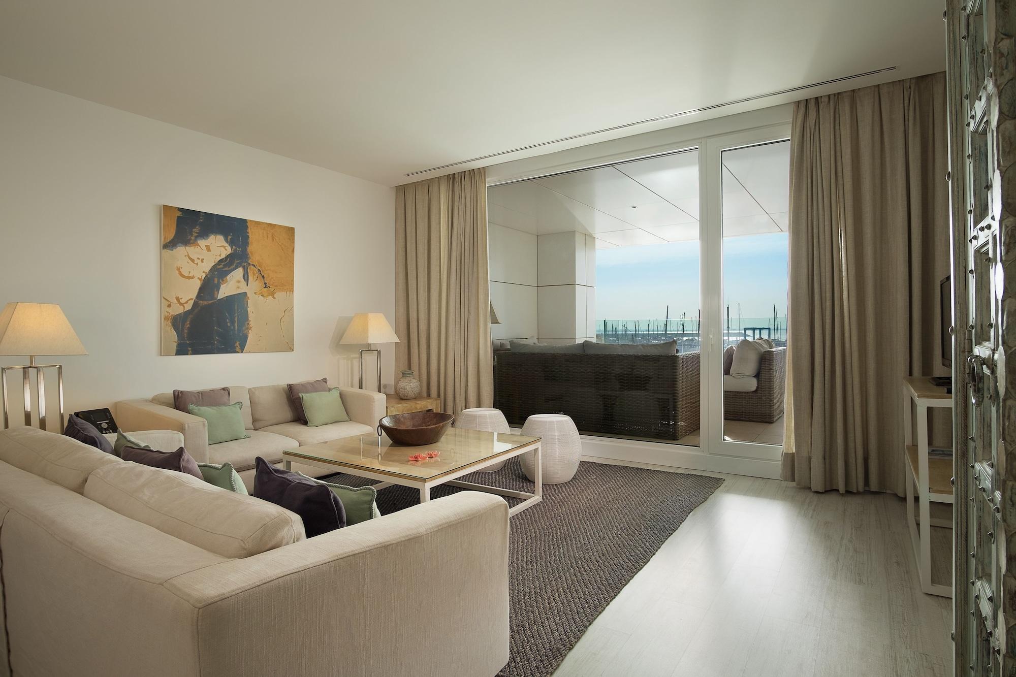 Suites Puerto Sherry El Puerto de Santa Maria Bagian luar foto