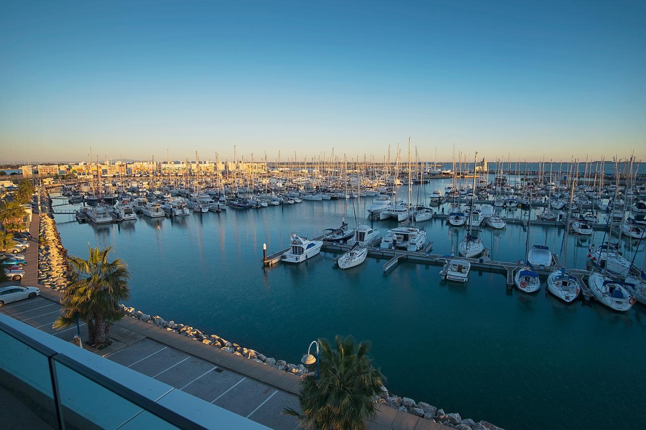 Suites Puerto Sherry El Puerto de Santa Maria Bagian luar foto